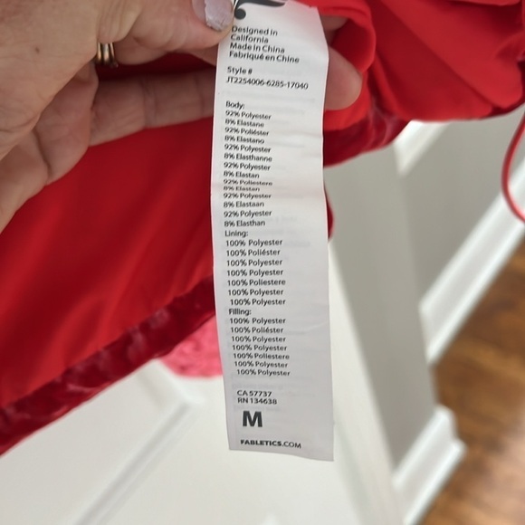 Fabletics Wander Crushed Velour Cropped Puffer Jacket Pink Strawberry - Picture 6 of 6